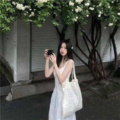 当我们初遇海报